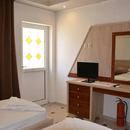 Olympus Apartment *