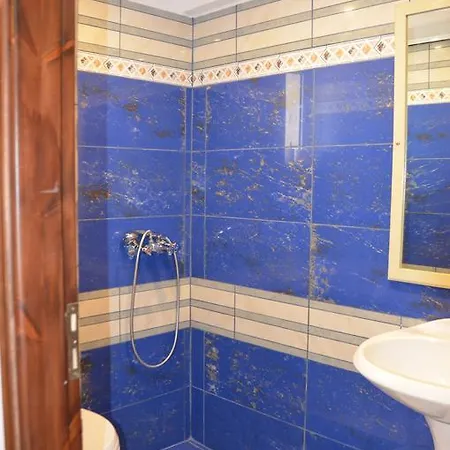 Olympus Apartment *